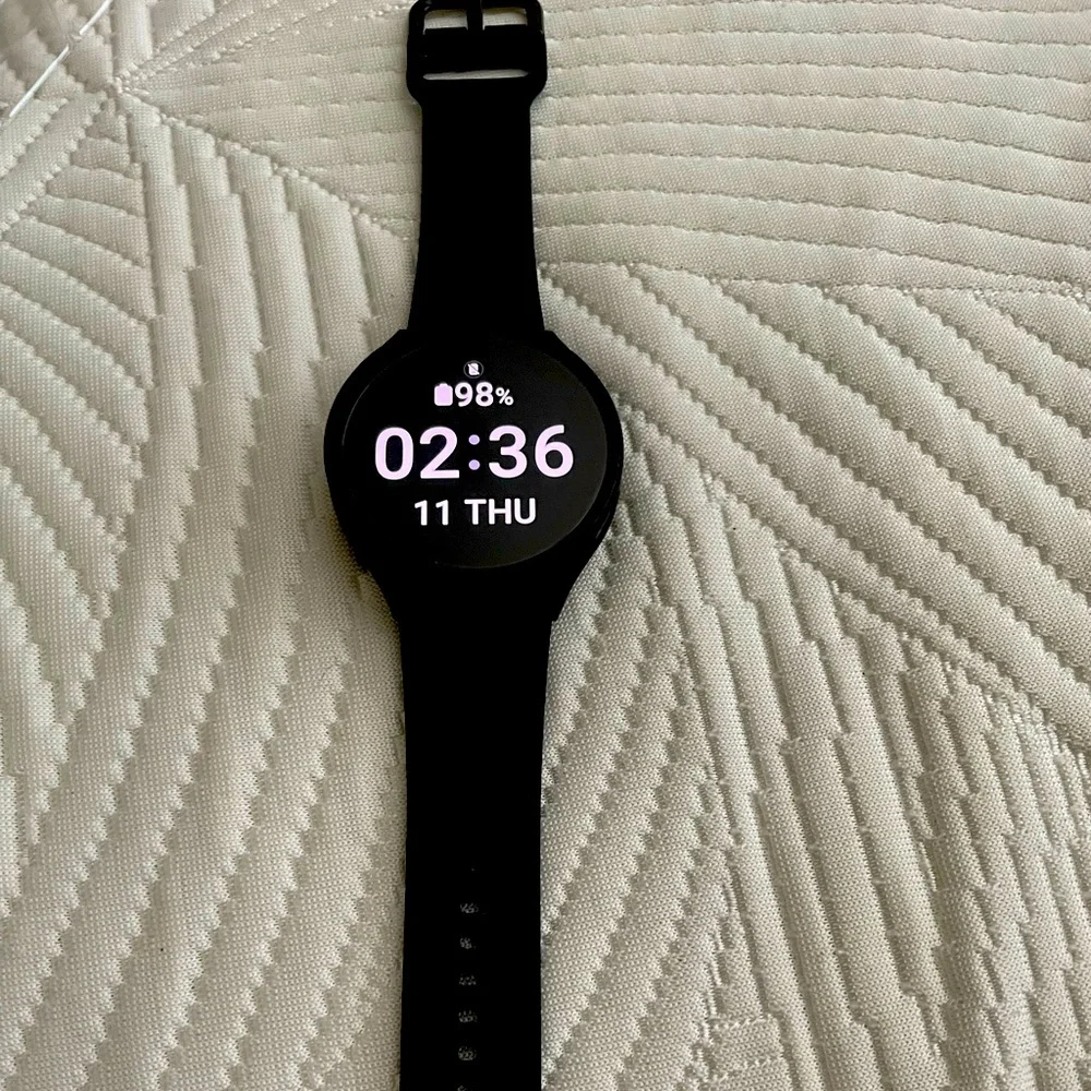 Samsung Galaxy watch 4 GPS + Cellular with various bands